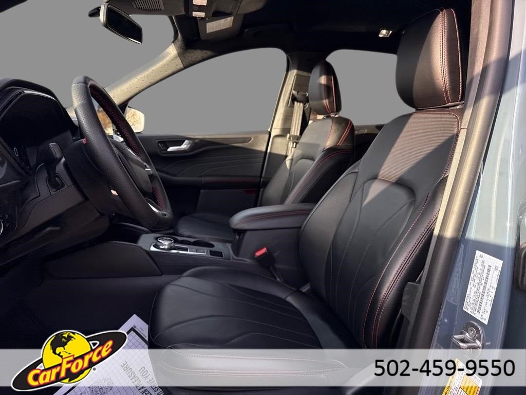 2025 Ford Escape Hybrid ST-Line Elite