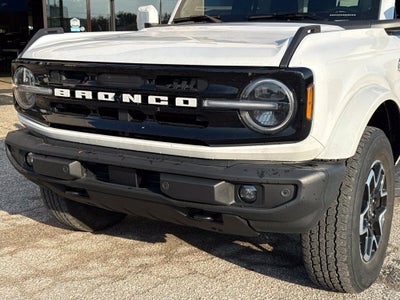 2024 Ford Bronco Outer Banks