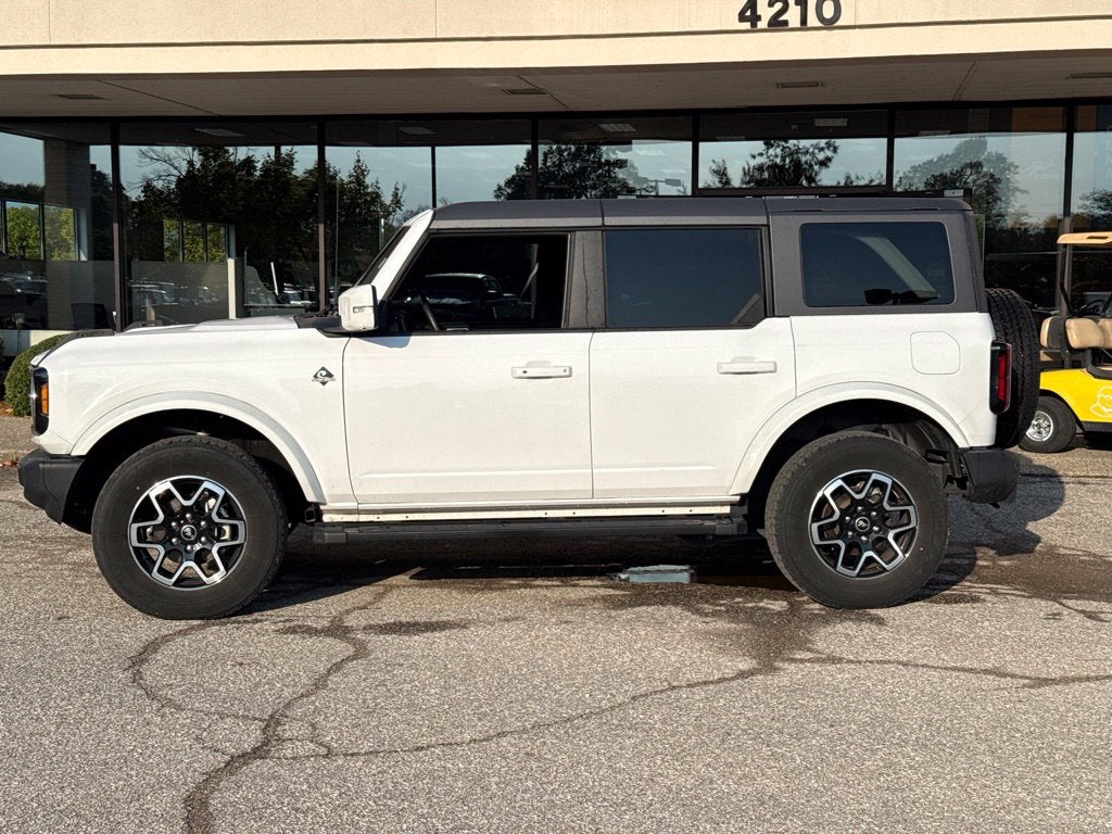 2024 Ford Bronco Outer Banks