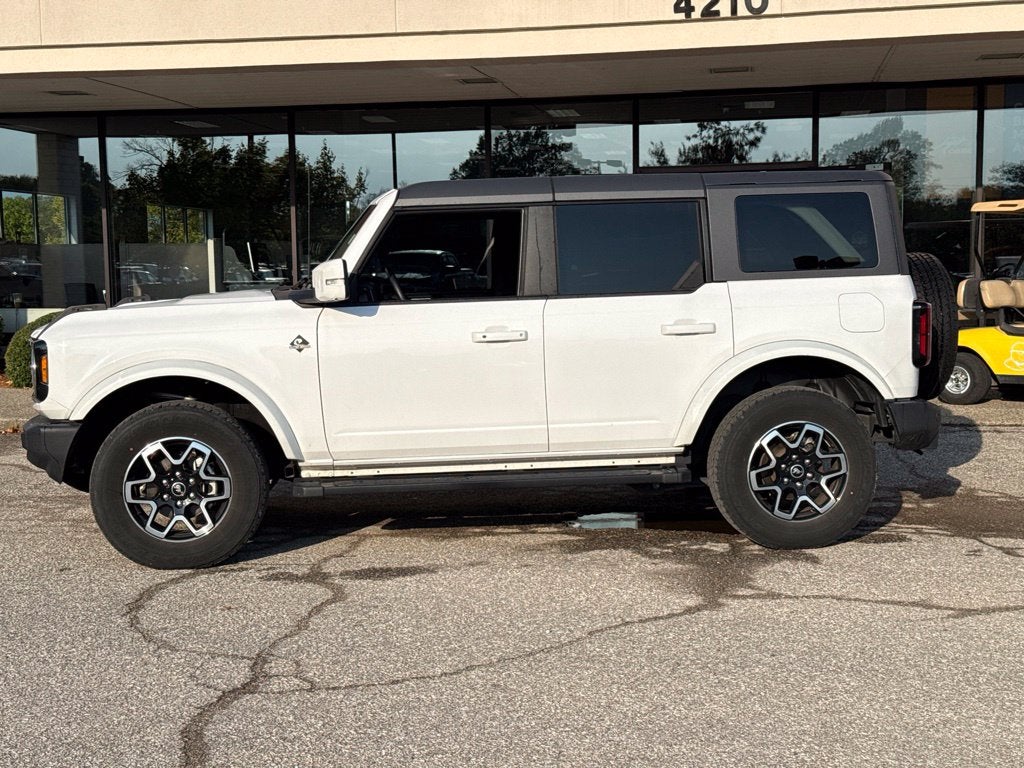 2024 Ford Bronco Outer Banks
