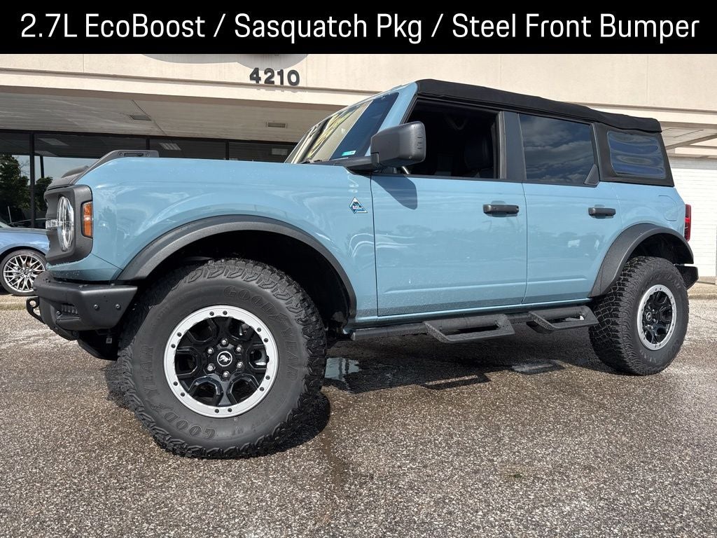 2023 Ford Bronco Black Diamond Advanced (322A) 4x4's photo
