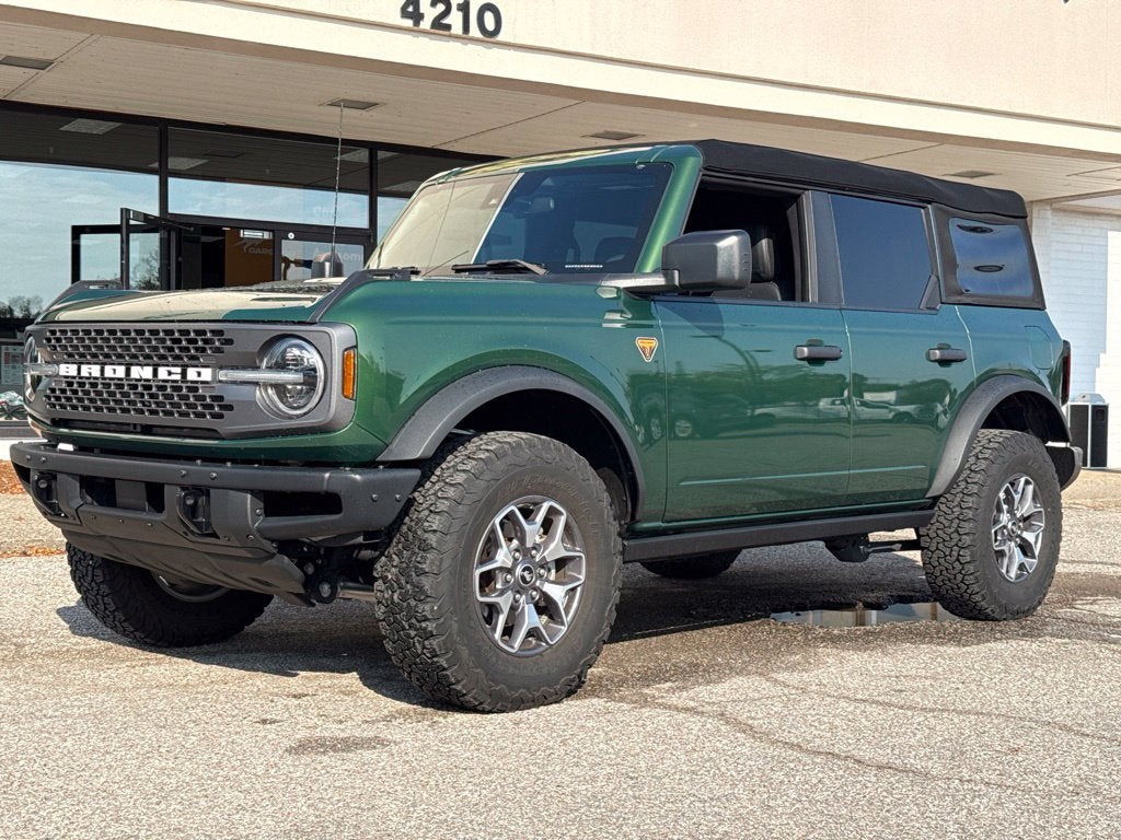 2023 Ford Bronco Badlands