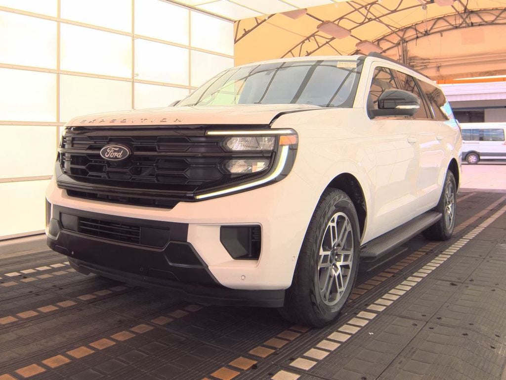 2025 Ford Expedition Max Active