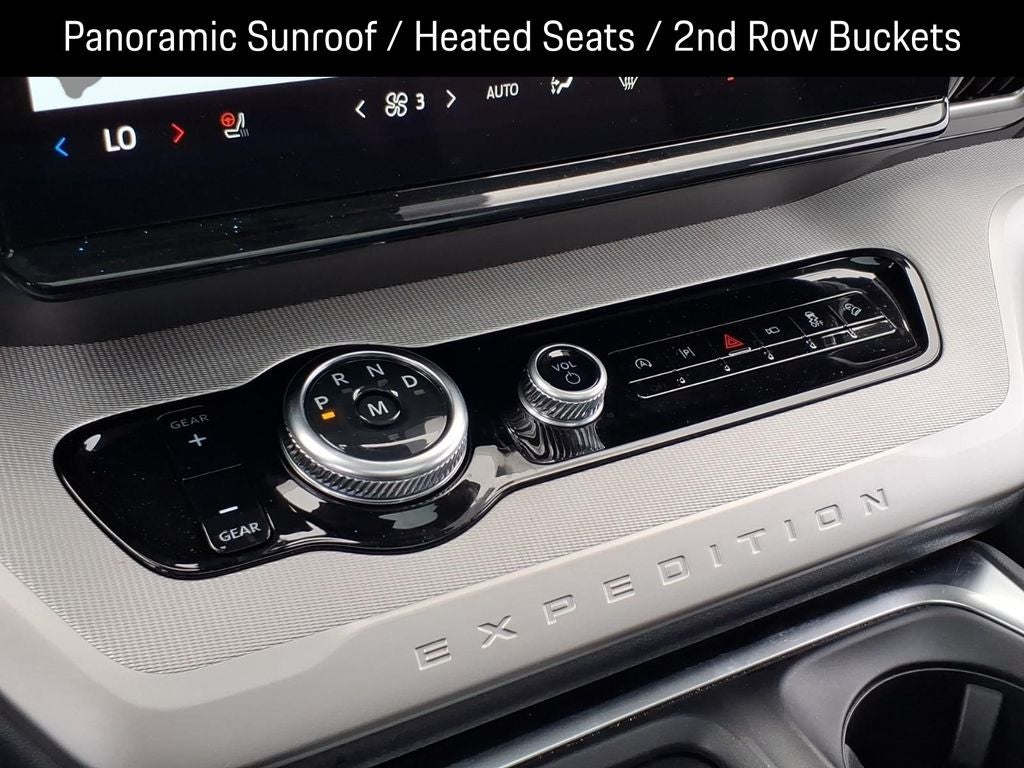 2025 Ford Expedition Active