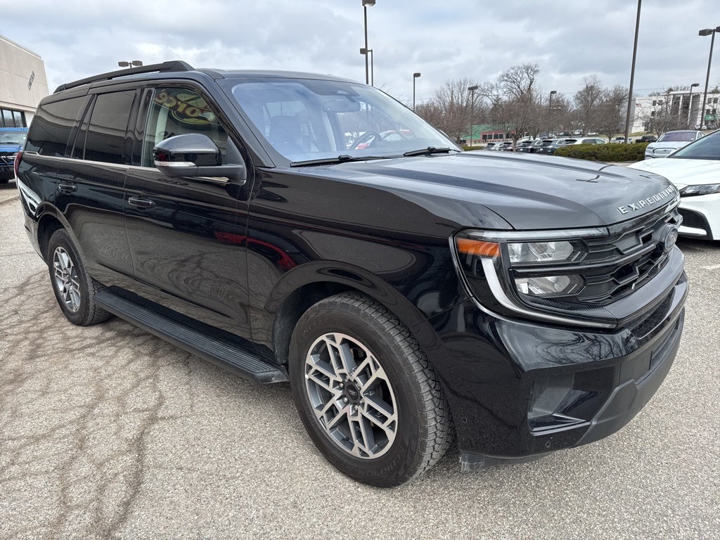 2025 Ford Expedition Active