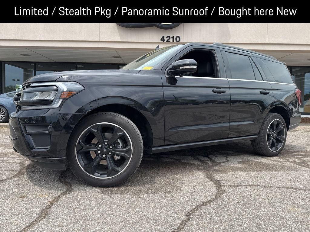 2024 Ford Expedition Limited 4X4's photo