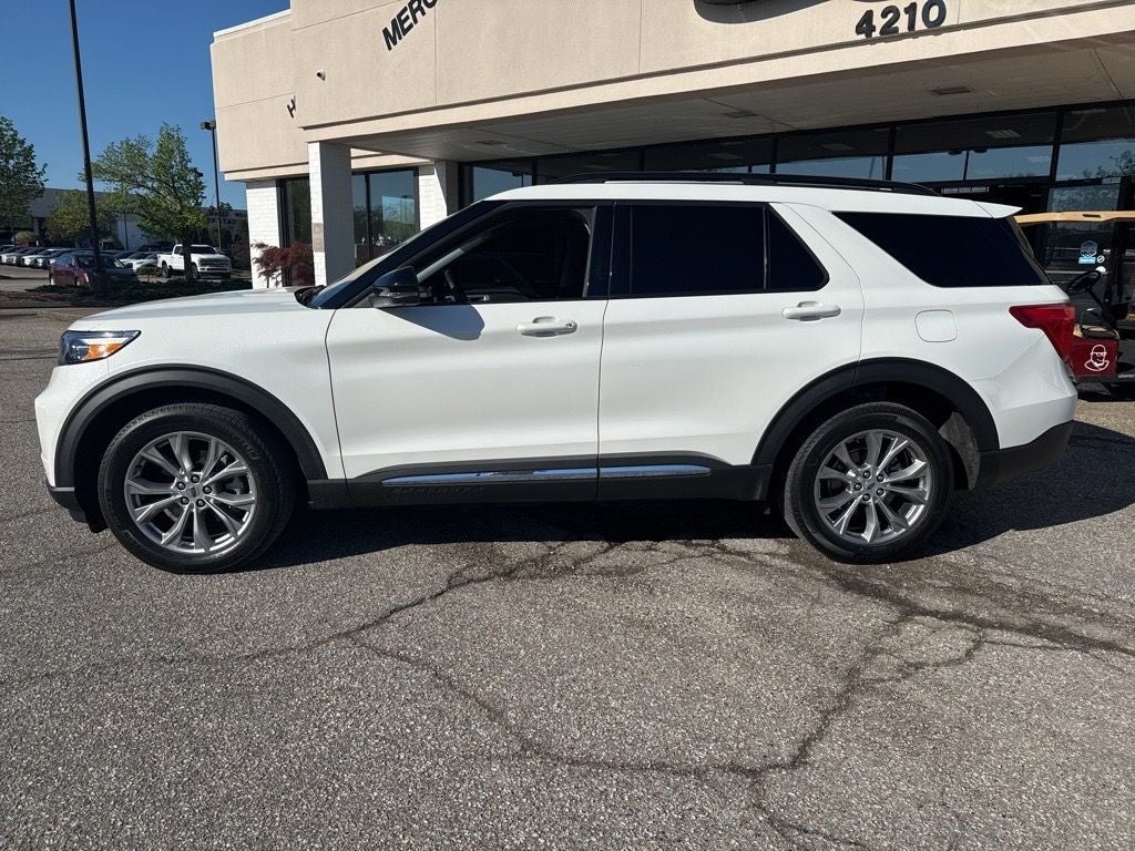 2023 Ford Explorer XLT
