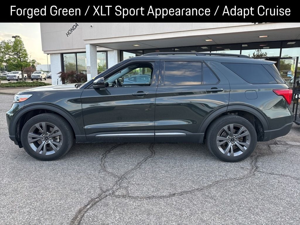 2023 Ford Explorer XLT