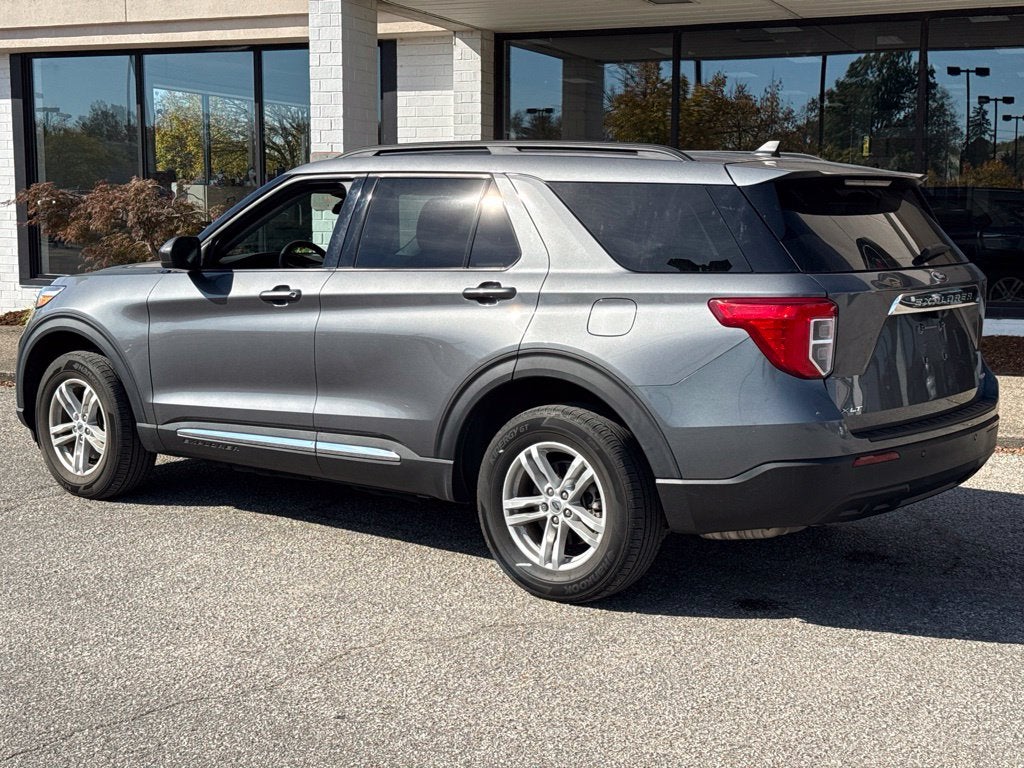 2024 Ford Explorer XLT