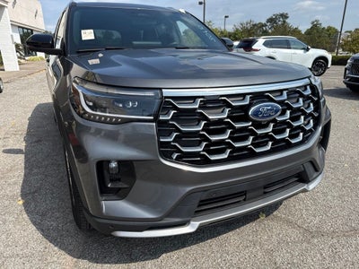 2025 Ford Explorer Platinum