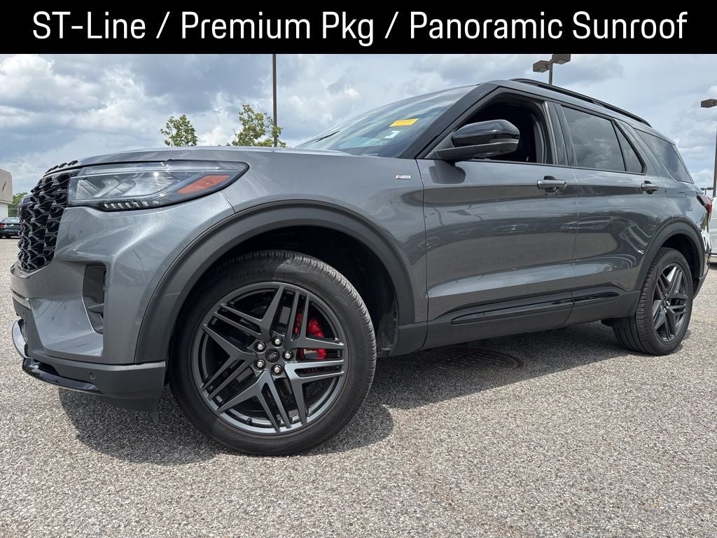 2025 Ford Explorer ST-Line