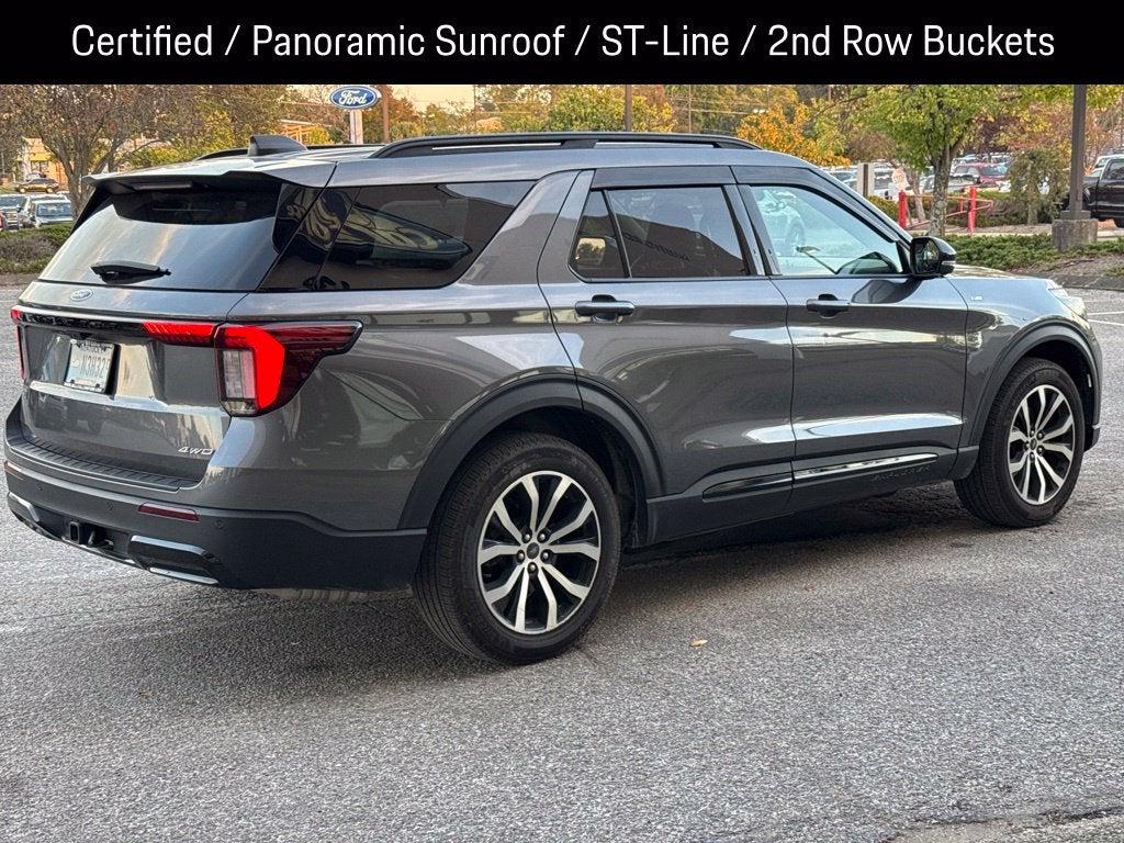 2025 Ford Explorer ST-Line