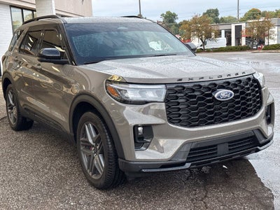 2026 Ford Explorer ST-Line