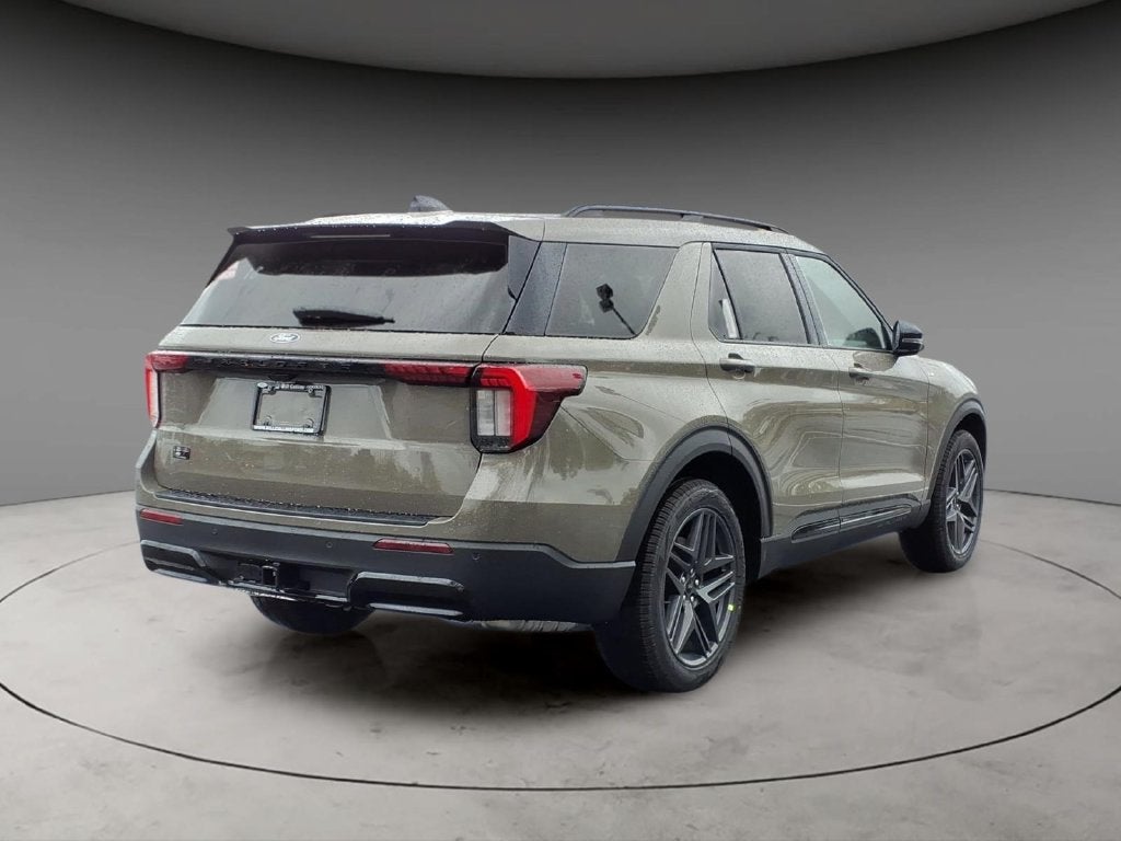 2027 Ford Explorer ST-Line