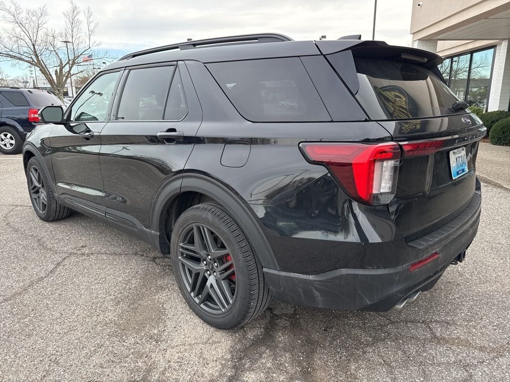 2025 Ford Explorer ST