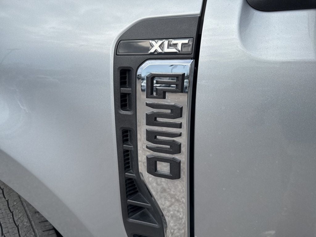 2023 Ford F-250SD XLT