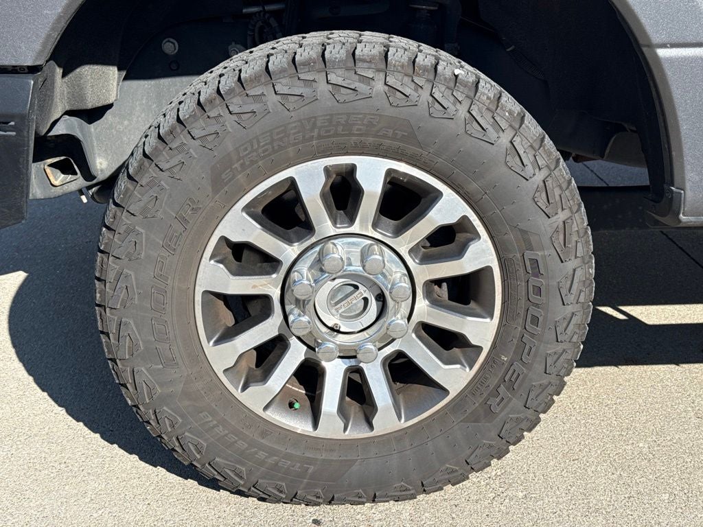 2022 Ford F-250SD Lariat