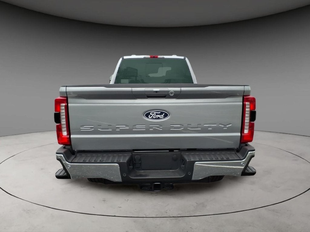 2027 Ford F-350SD Lariat