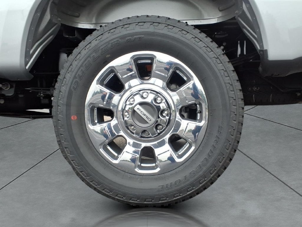 2027 Ford F-350SD Lariat