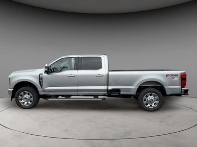 2027 Ford F-350SD Lariat