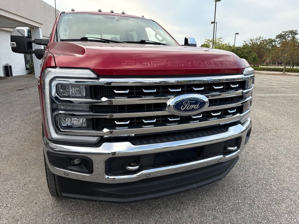 2023 Ford F-350SD Lariat