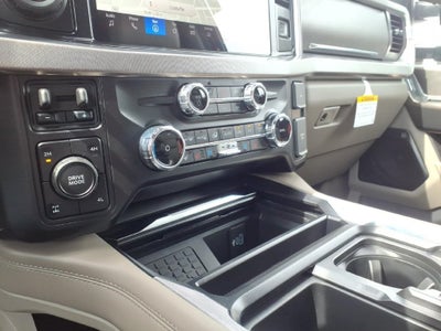 2027 Ford F-350SD Platinum