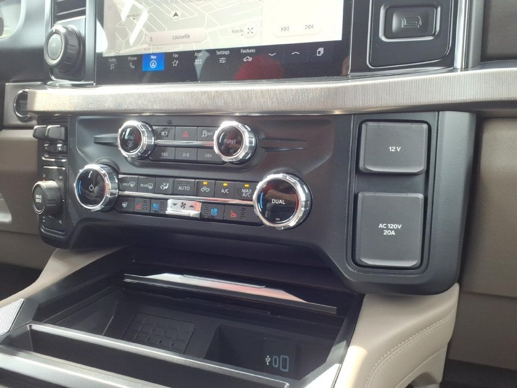 2027 Ford F-350SD Platinum