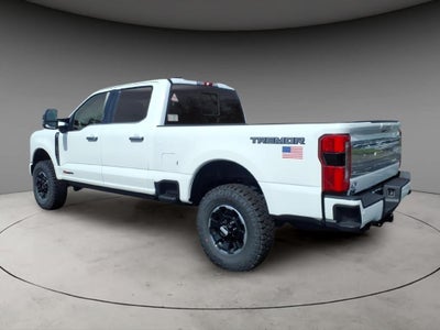 2027 Ford F-350SD Platinum