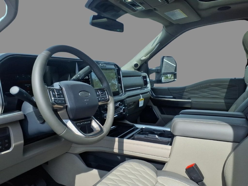 2027 Ford F-350SD Platinum