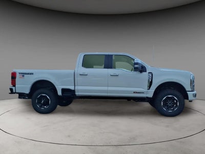 2027 Ford F-350SD Platinum