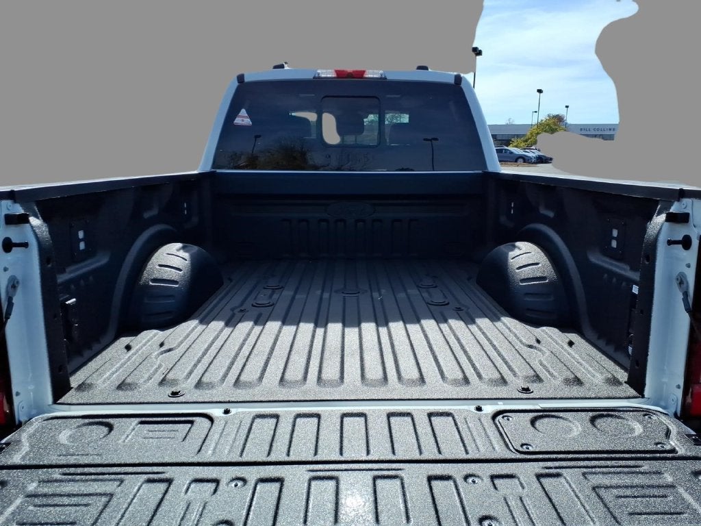 2027 Ford F-350SD Platinum