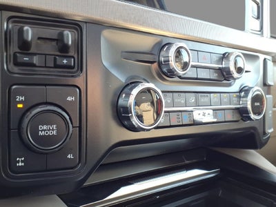 2027 Ford F-350SD Platinum