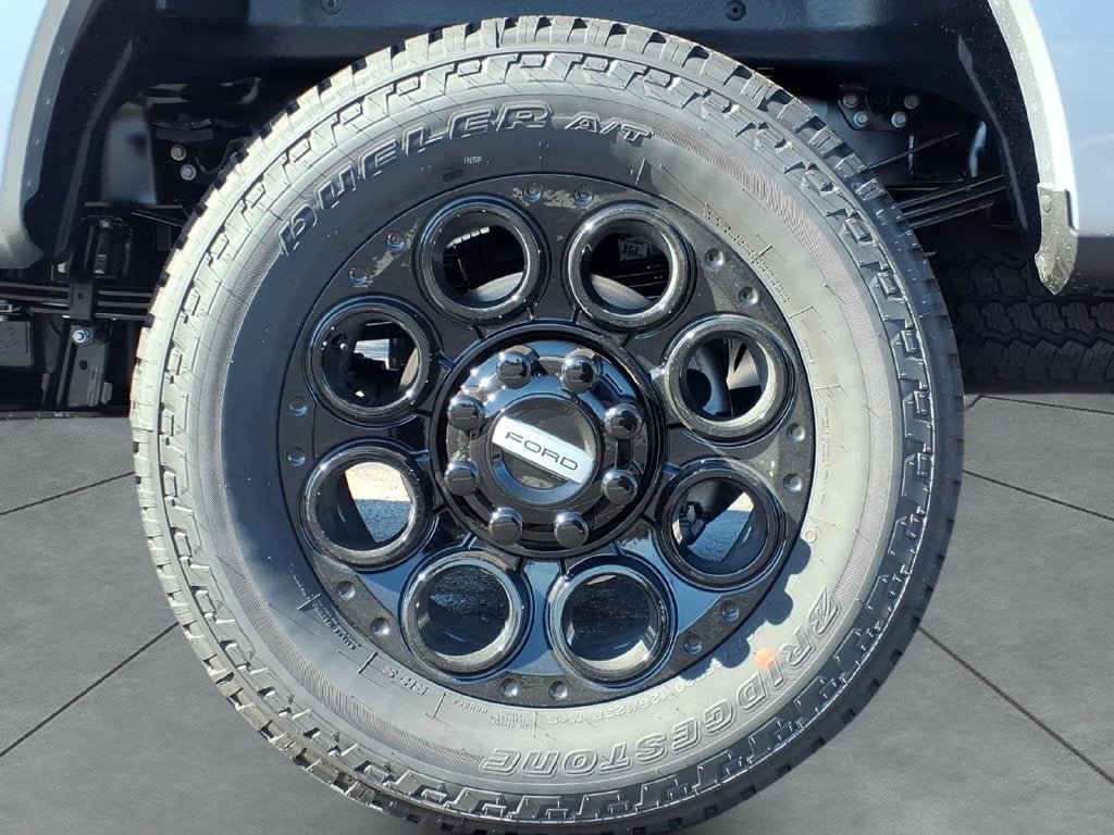 2027 Ford F-350SD XLT