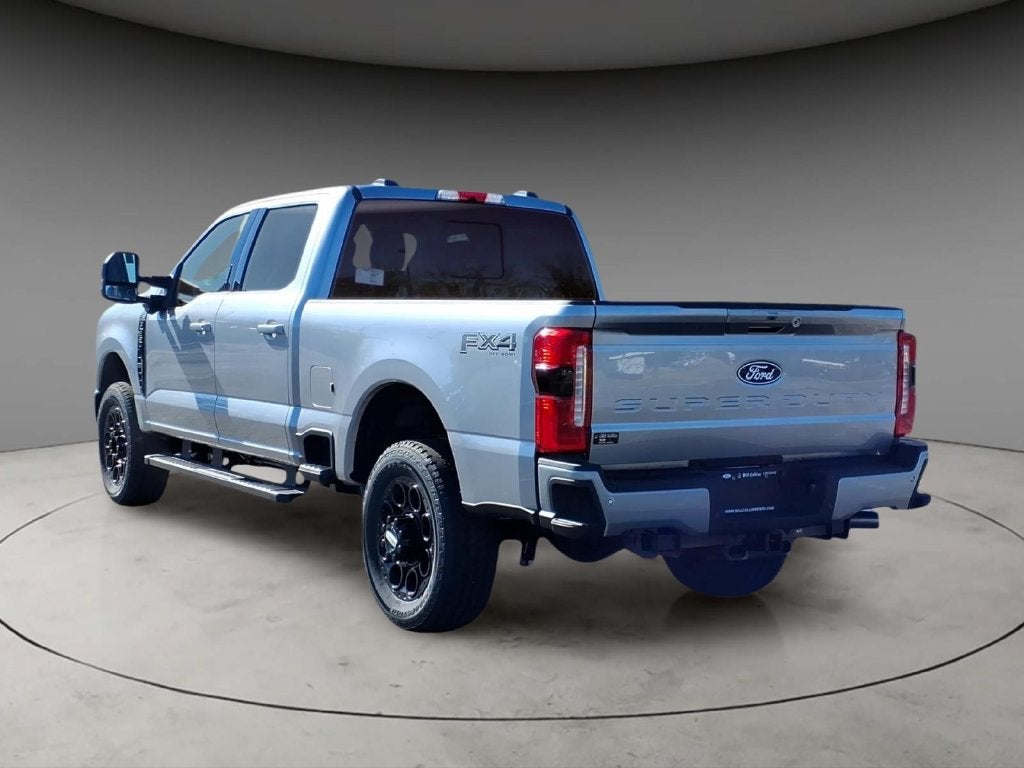 2027 Ford F-350SD XLT