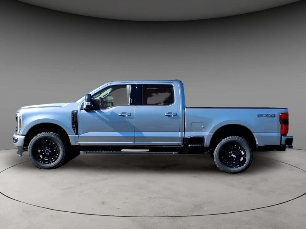 2027 Ford F-350SD XLT