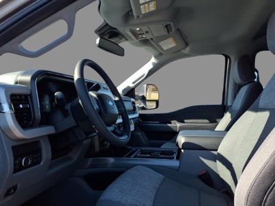 2027 Ford F-350SD XLT