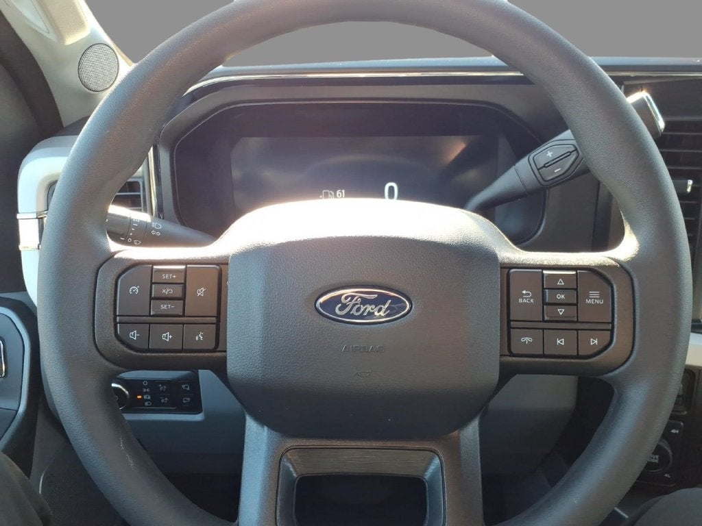 2027 Ford F-350SD XLT