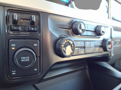 2027 Ford F-350SD XLT
