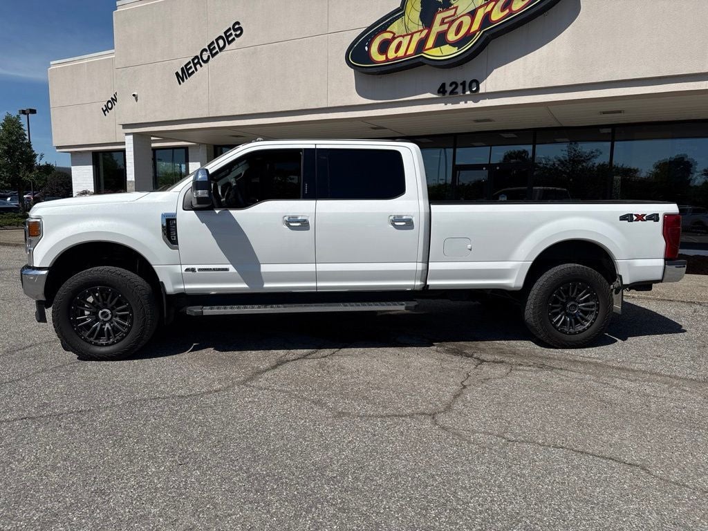 2022 Ford F-350SD Lariat