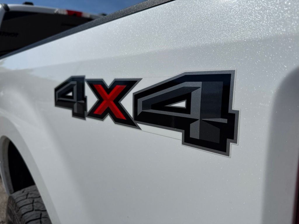 2022 Ford F-350SD Lariat