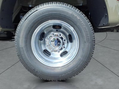 2027 Ford F-350SD Lariat DRW