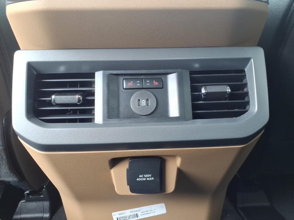 2027 Ford F-350SD Lariat DRW