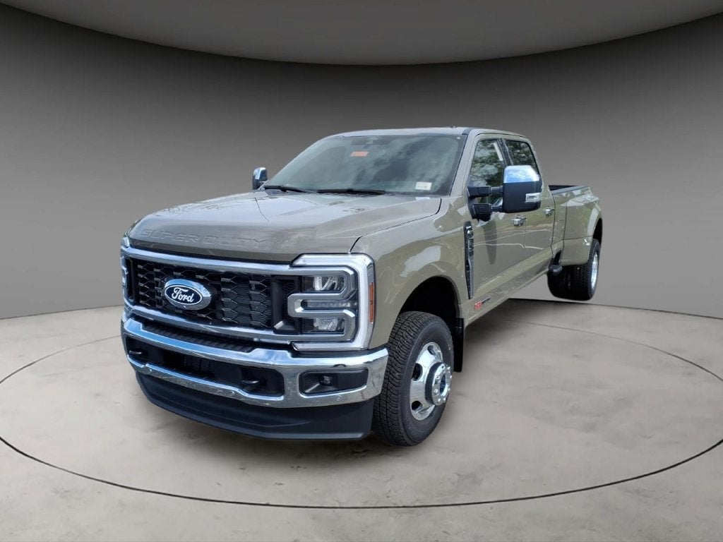 2027 Ford F-350SD Lariat DRW