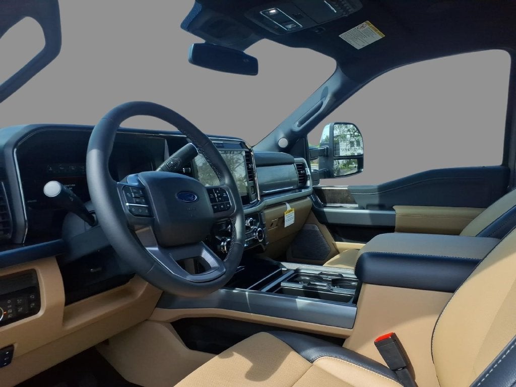 2027 Ford F-350SD Lariat DRW