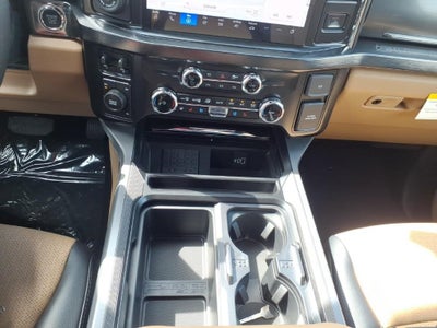 2027 Ford F-350SD Lariat DRW