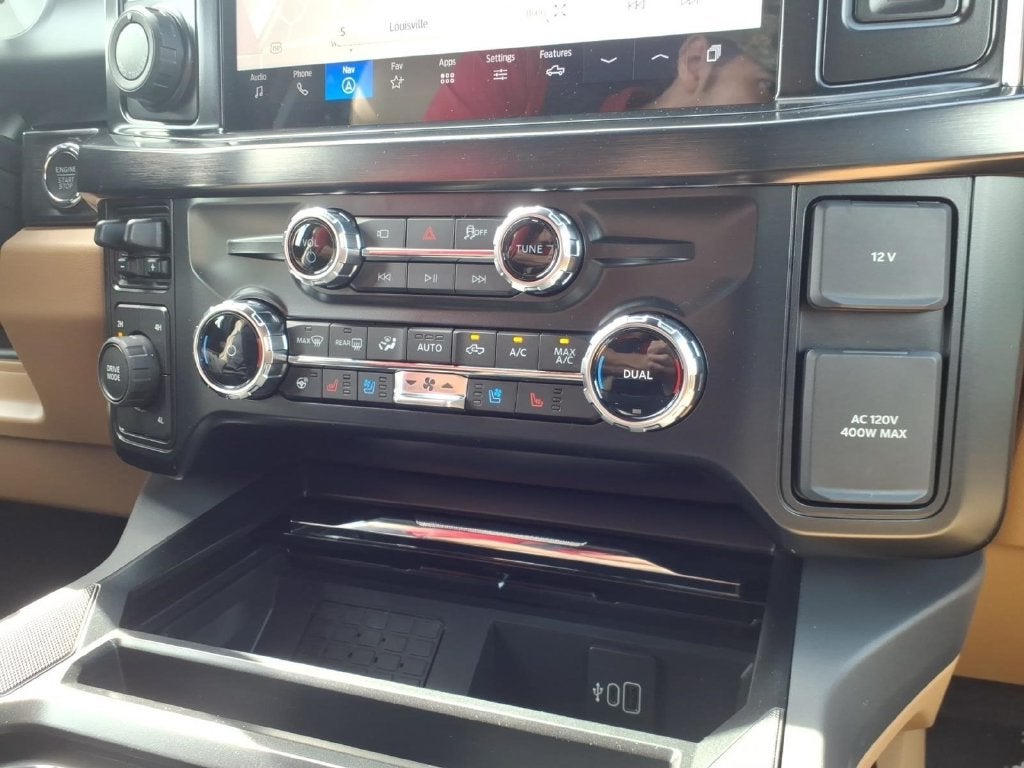 2027 Ford F-350SD Lariat DRW