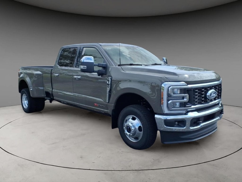 2027 Ford F-350SD Lariat DRW