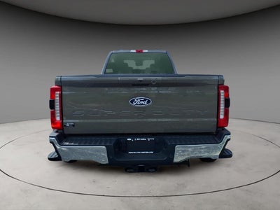 2027 Ford F-350SD Lariat DRW
