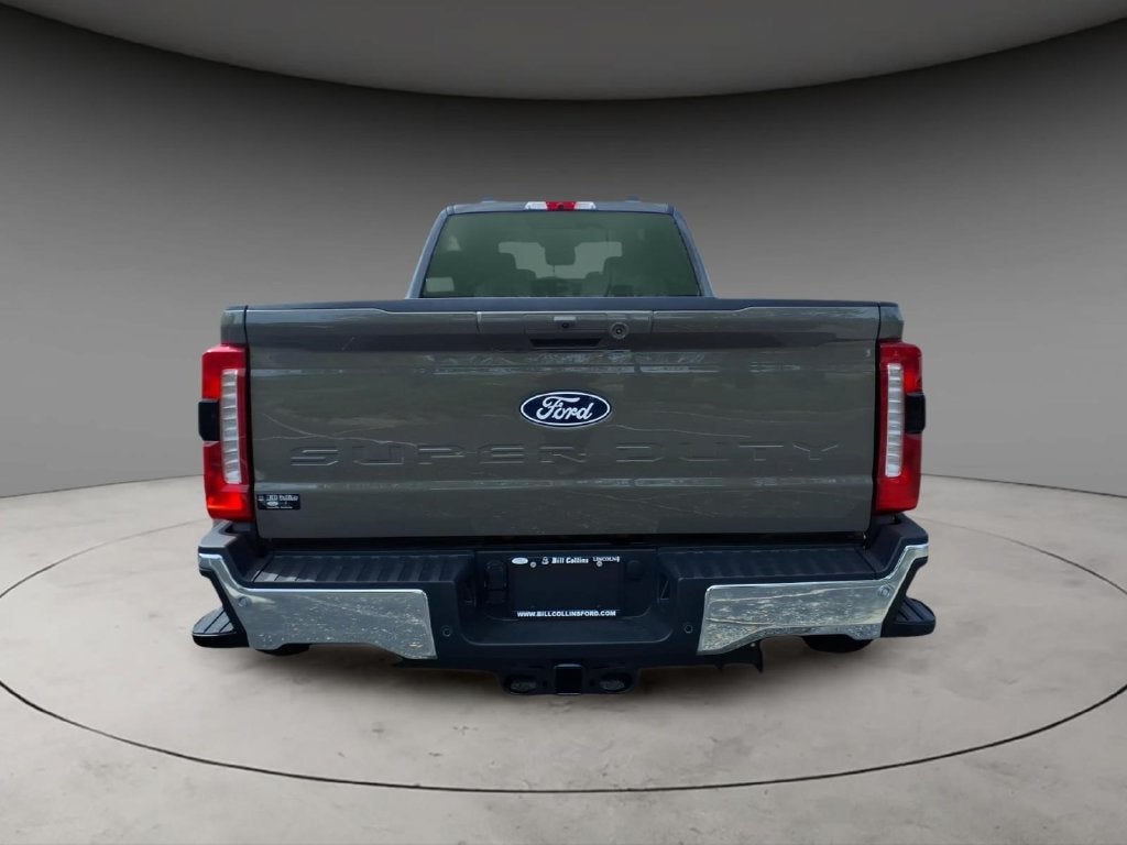 2027 Ford F-350SD Lariat DRW