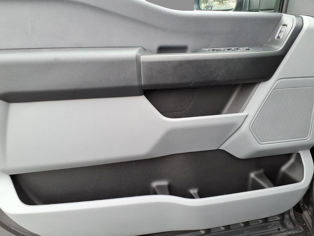 2027 Ford F-350SD XL DRW